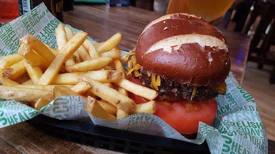 The Green Mantle Pub